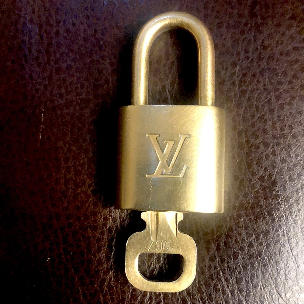 Louis Vuitton LV Gold Lock & Key #307